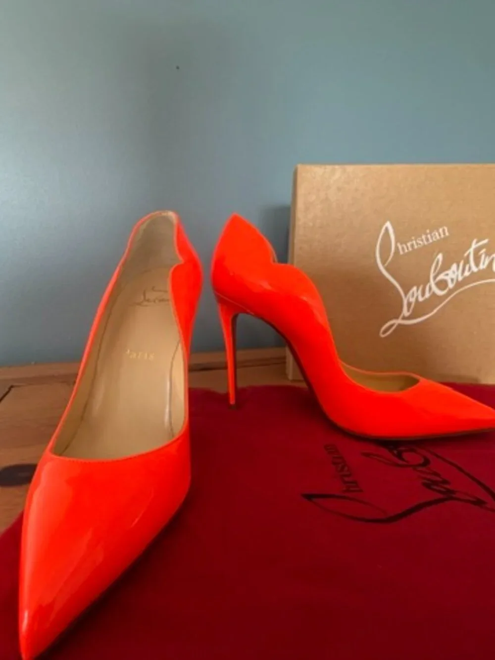 Christian Louboutin Hot Chick 100 Fluo Fizz Patent Pumps EU 36.5 US 6.5